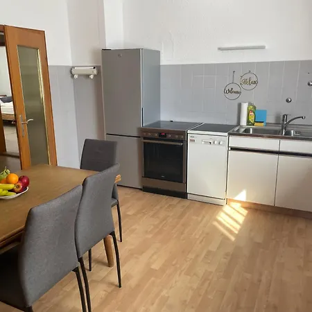 Monteur- Und Relax 波彭豪森